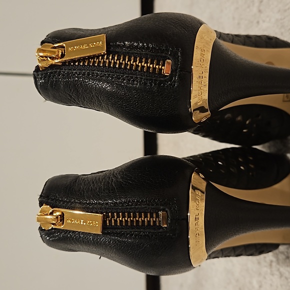 MK Graham booties - Picture 6 of 9